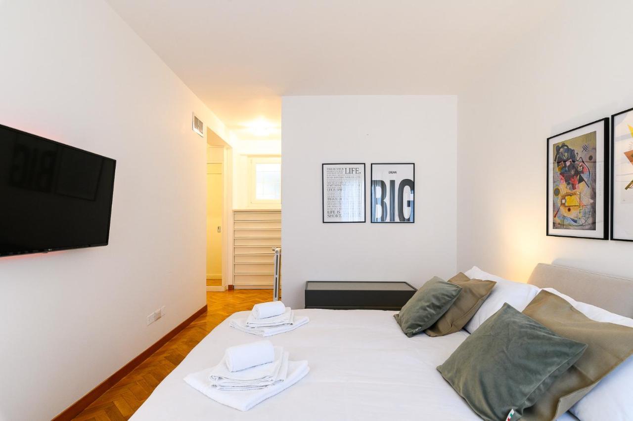 Peaceful Penthouse With Garage By Ndp Rent Apartment Rome Exterior photo